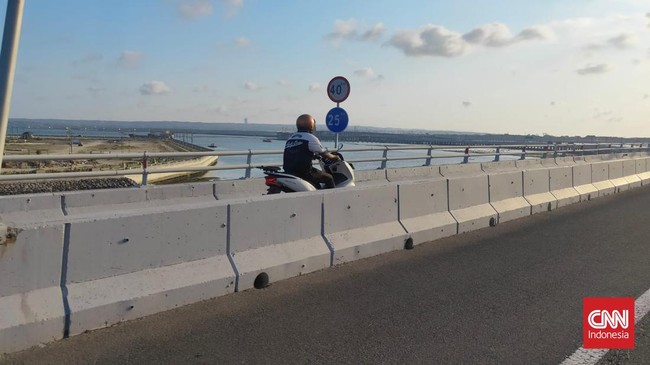 Viral 2 Motor Pelat Merah Masuk Tol, Pengendara Langsung Disanksi